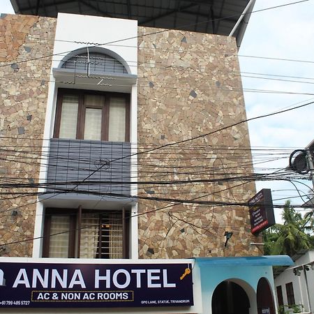 Anna Hotel Thiruvananthapuram Exteriör bild