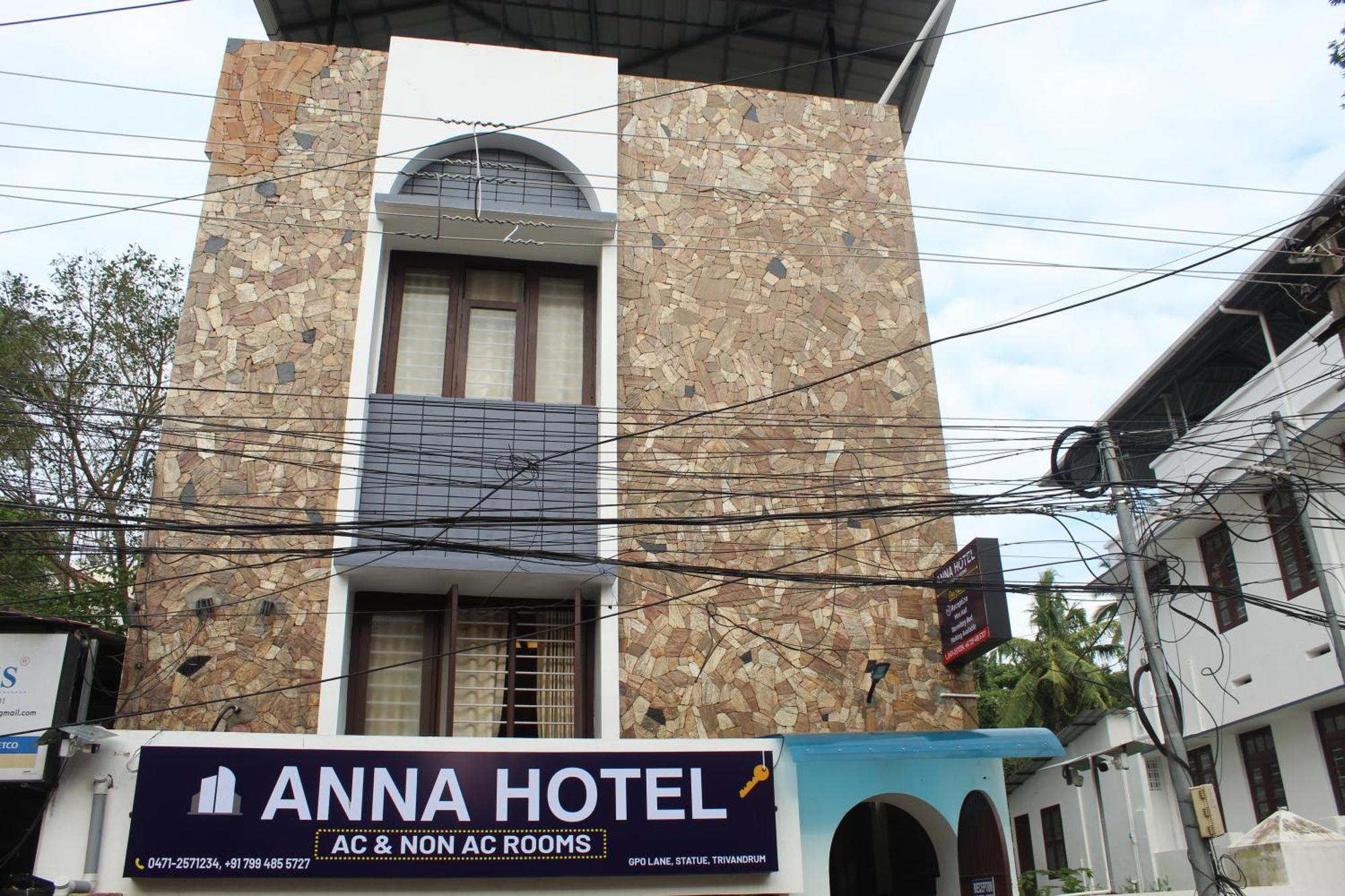 Anna Hotel Thiruvananthapuram Exteriör bild