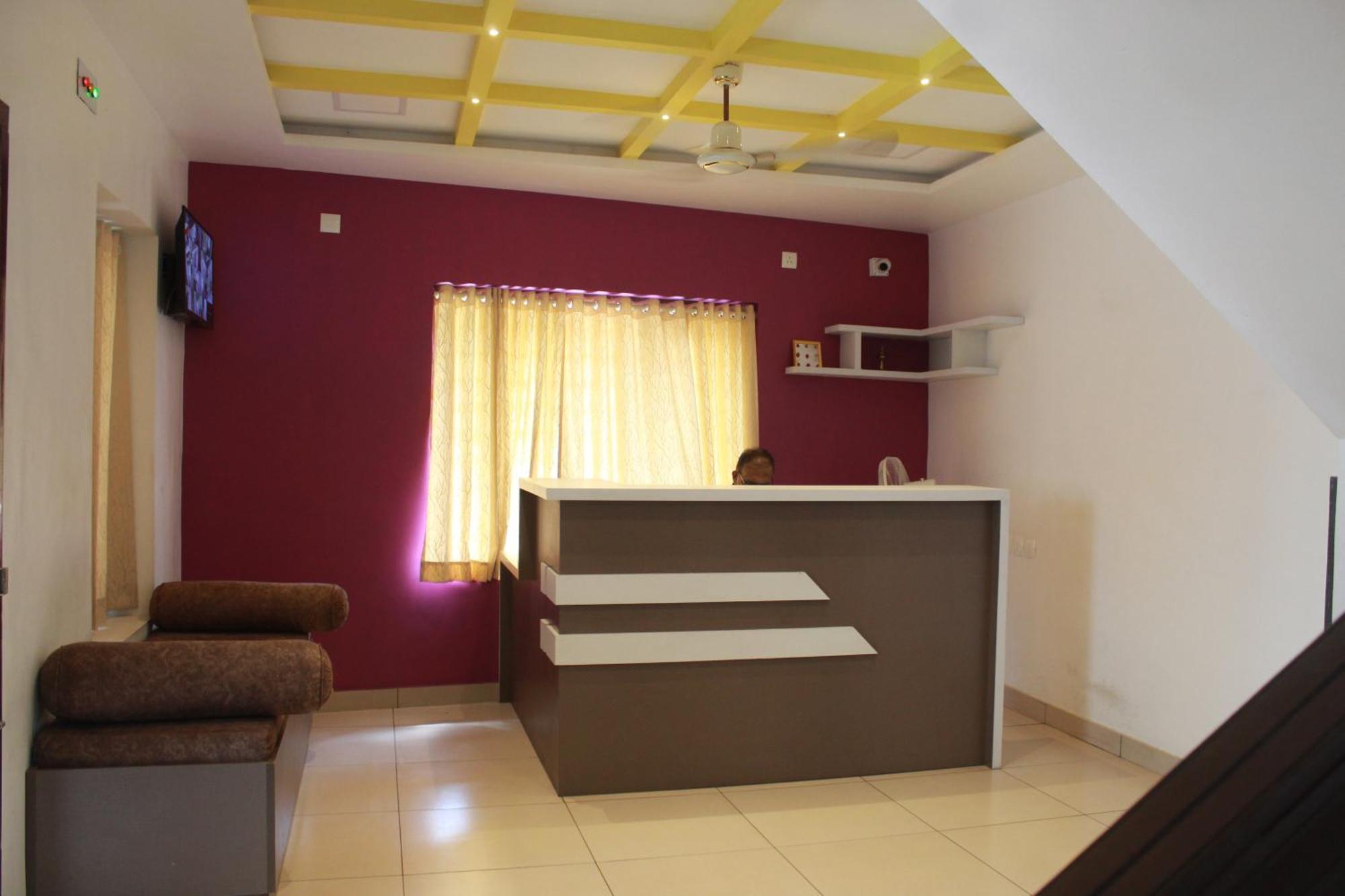 Anna Hotel Thiruvananthapuram Exteriör bild